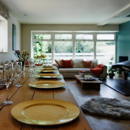 The West Barn Near Bath, Sleeps 24 And 2 Hot Tubs Villa Bristol Bagian luar foto